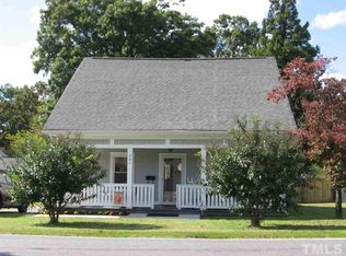 201 N 1st St, Mebane, NC 27302