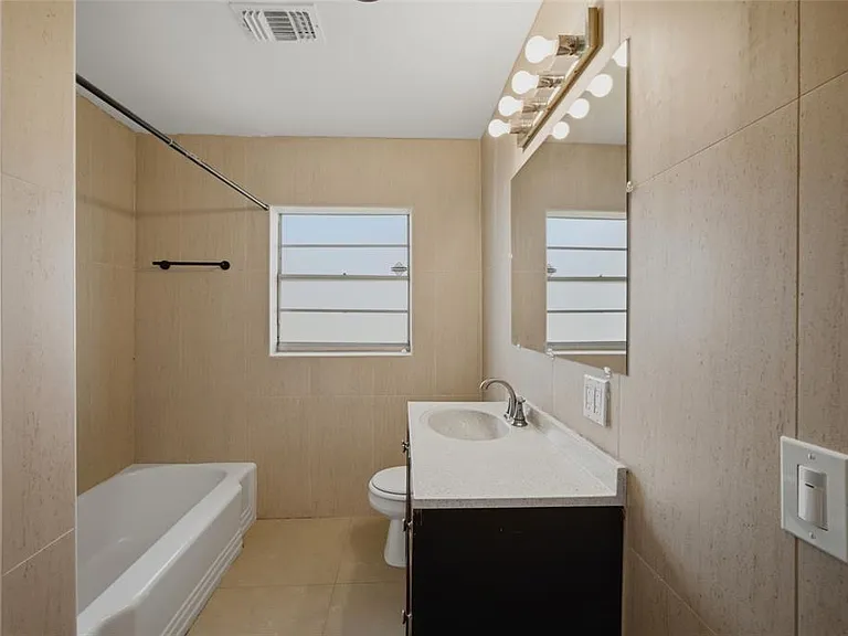 808 N Macdill Ave — Photo 21