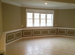 6608 Edsall Rd, Springfield, VA 22151