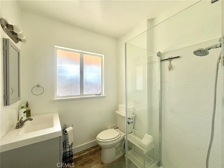 729 N California St — Photo 13