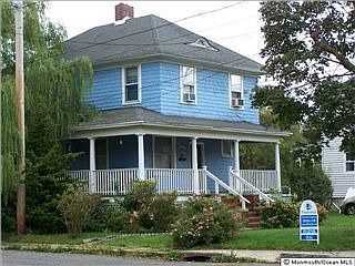 2nd image of 147 2nd Ave
