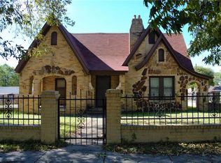 2223 Chestnut Ave, Fort Worth, TX 76164