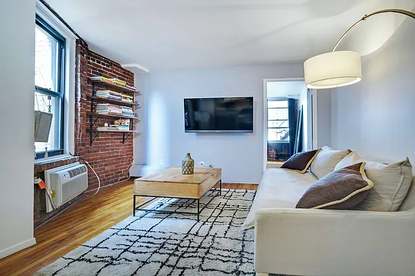 Sold by Owner | media 6