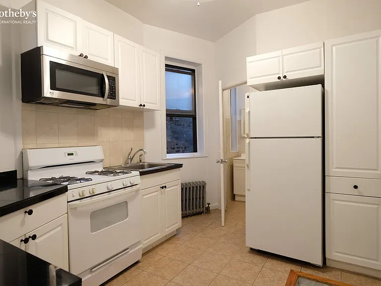 769 9th Ave #4S — Photo 9
