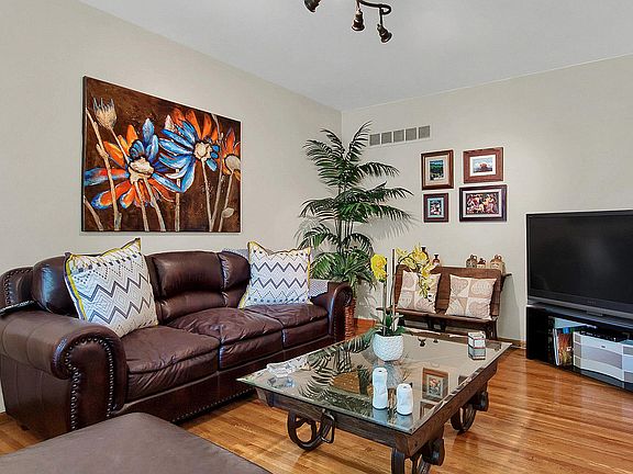3rd image of 1651 Blacksmith Ct