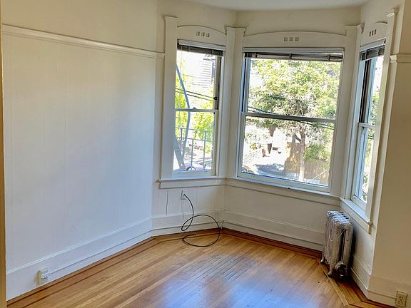 4th image of 401 Steiner St #6