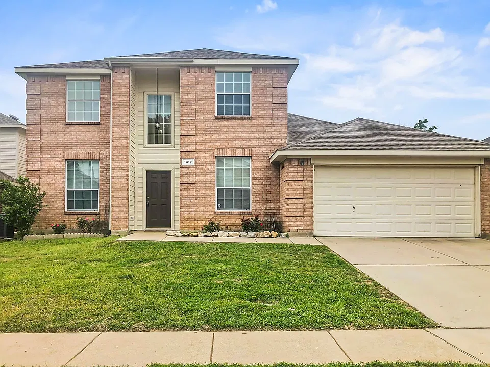 1412 Pheasant Run Trl