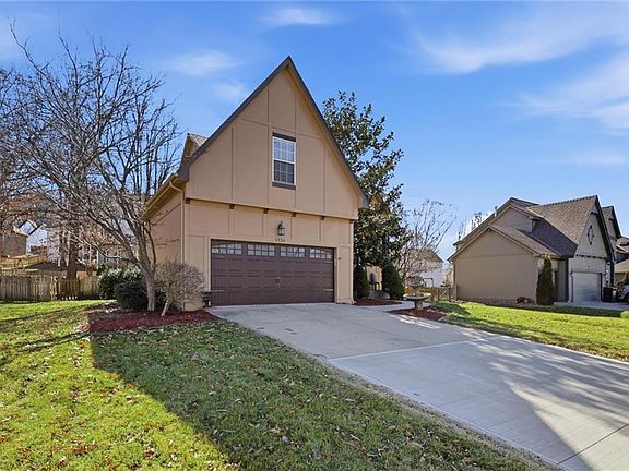 3rd image of 5920 NE Ruby Ln