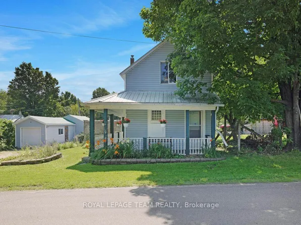254 Blakeney Rd, Mississippi Mills, ON K0A 1A0