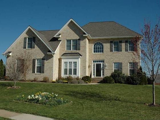 1st image of 614 Pritchards Hill Ct
