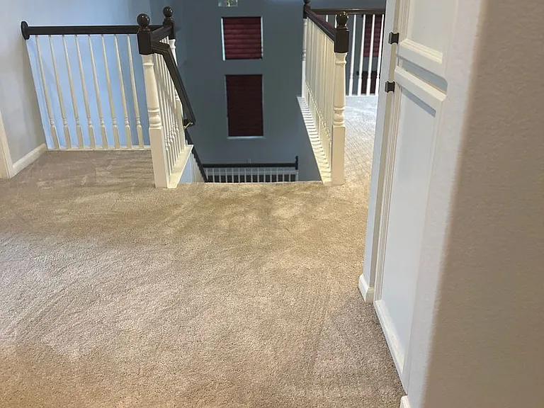 340 Lyman Cir — Photo 13