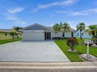 7030 NW 106th Ave, Tamarac, FL 33321