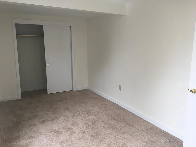 82 3rd St #2E — Photo 27