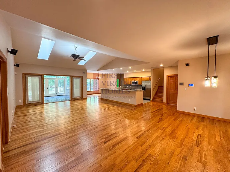 25 Fleetwood Dr — Photo 20