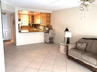 630 Tennis Club Dr #202, Fort Lauderdale, FL 33311