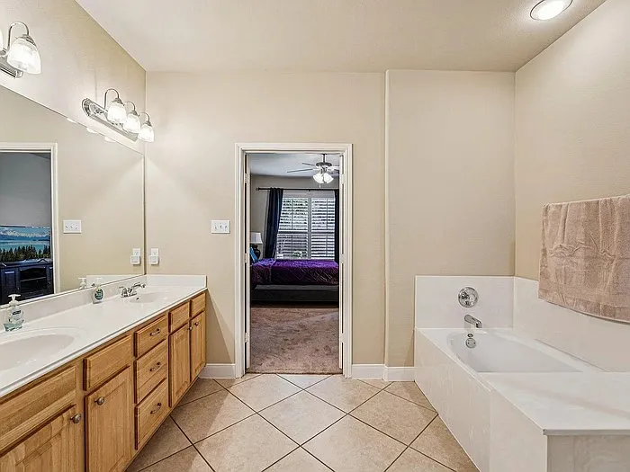 2210 Onion Creek Pkwy #1104 — Photo 14
