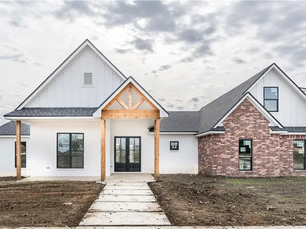 3018 Mockingbird Ln, Moody, TX 76557