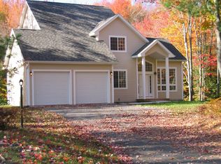 8814 Cedar Creek Dr, Petoskey, MI 49770