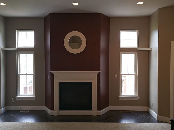 3rd image of 994 Country Club Dr