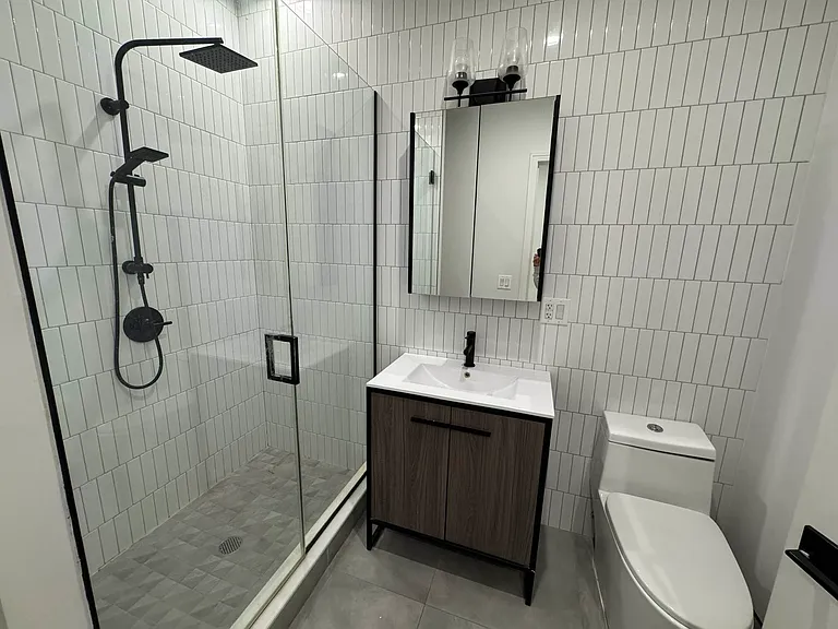 982 Madison St #3D — Photo 6