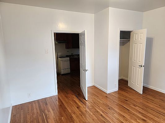 3rd image of 25-31 44th St #2