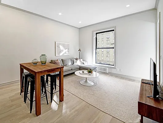 Rented by Bond New York | media 2