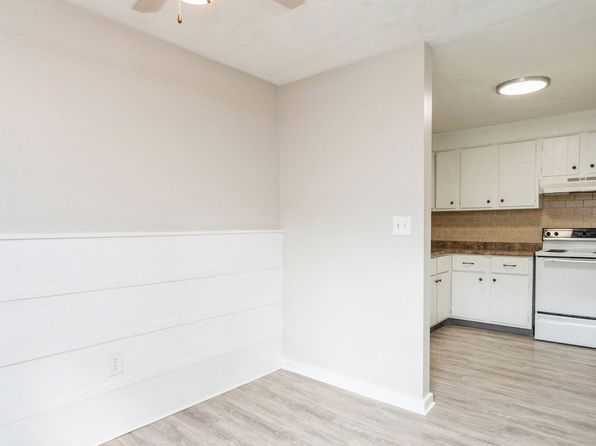 159 Pinney St #43
