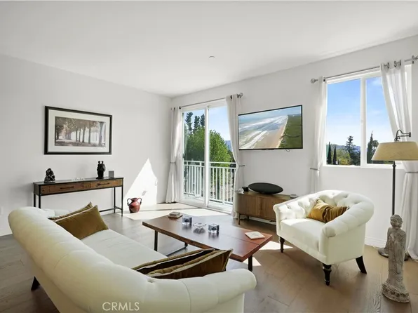 5818 Whitsett Ave #ph 4, Valley Village, CA 91607