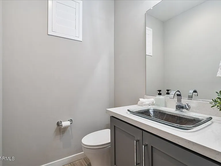 5543 E Beryl Ave — Photo 24