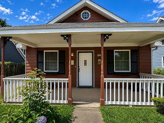 2nd image of 894 United Ave SE