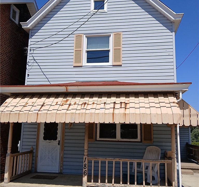1st image of 186 Main St