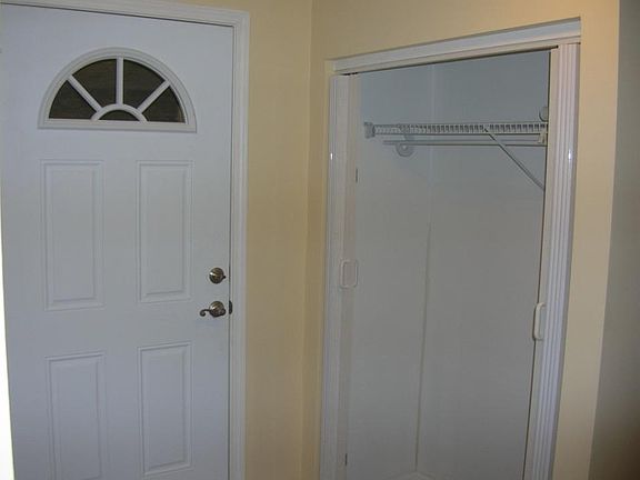 3rd image of 1645 N Bell Ave #G