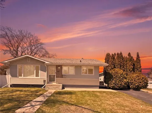 300 Ash PLACE, Swift Current, SK S9H 3E4