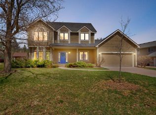 704 Hackerson Ct, Northfield, MN 55057