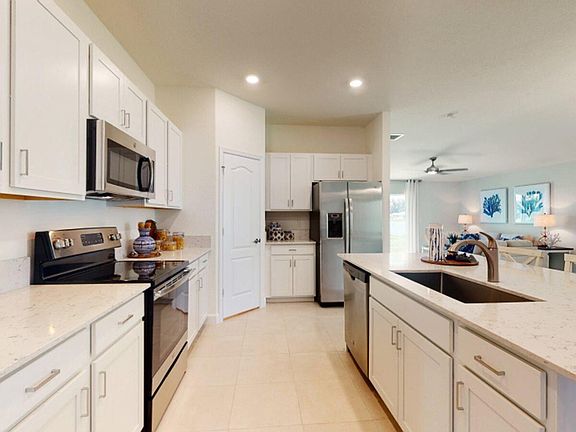 3rd image of 6331 NW Windwood Way