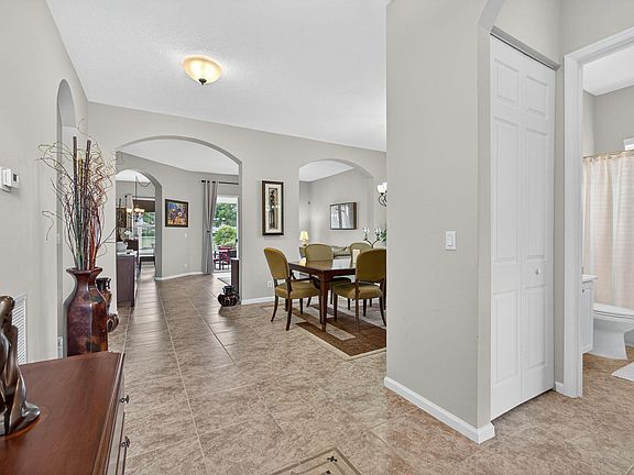 5th image of 9248 Madewood Court