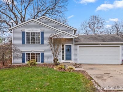 2277 Dean Lake Ave NE, Grand Rapids, MI, 49505