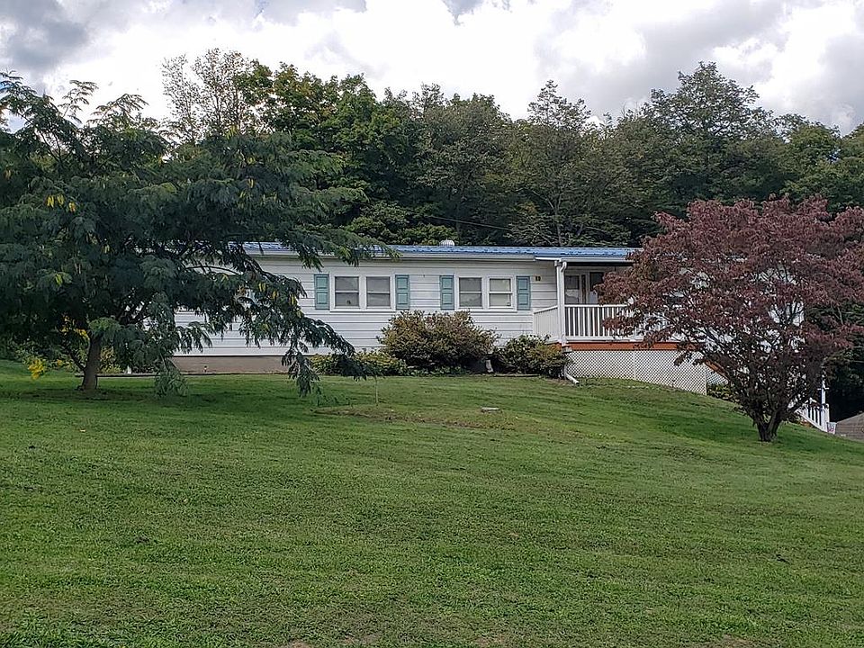 1st image of 19 Blue Juniata Dr