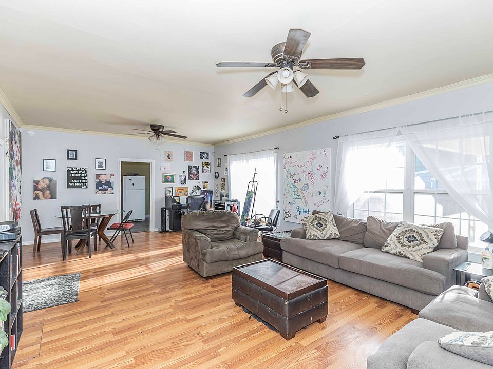 1st image of 4236 W 11th Ave