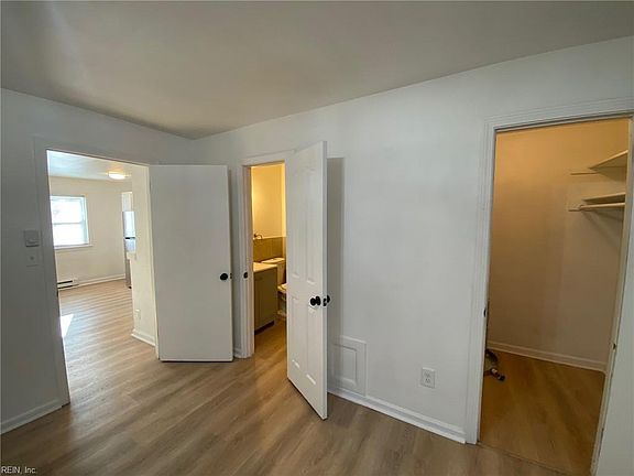 3rd image of 1361 E Ocean View Ave #11