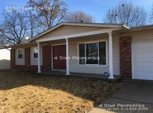 2560 Lawnview Dr, Florissant, MO