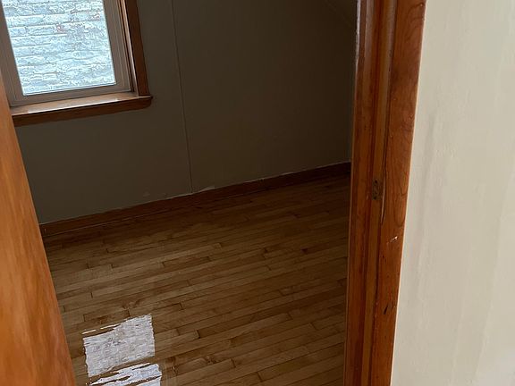 5th image of 3608 S Wolcott Ave Unit 1F