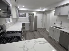 1726 N Sawyer Ave, Chicago, IL