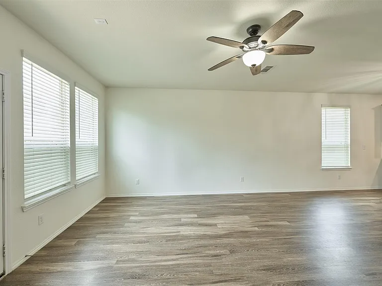 2214 Timberland Country Ct — Photo 27
