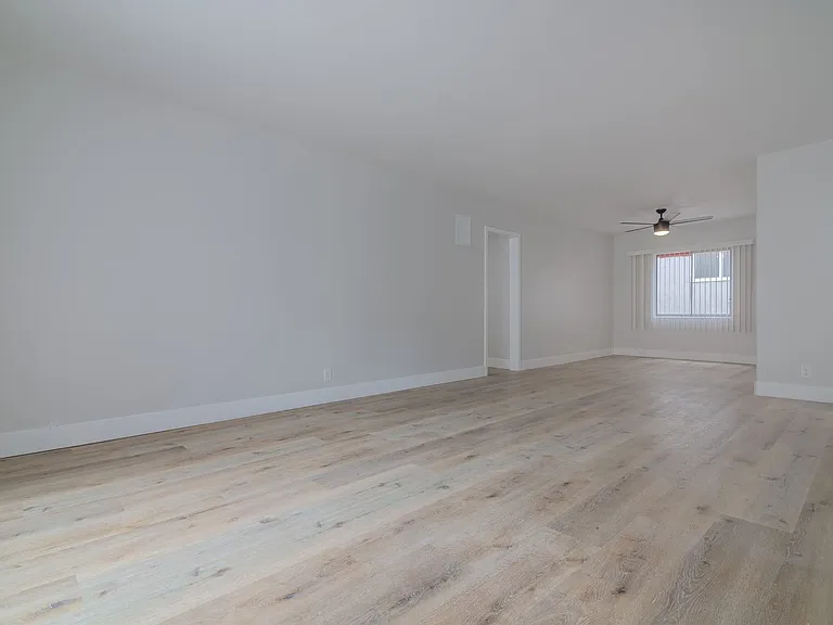 3940 Nicolet Ave — Photo 9