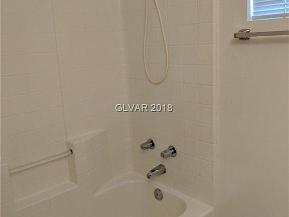 5th image of 7700 Vista Hills Dr