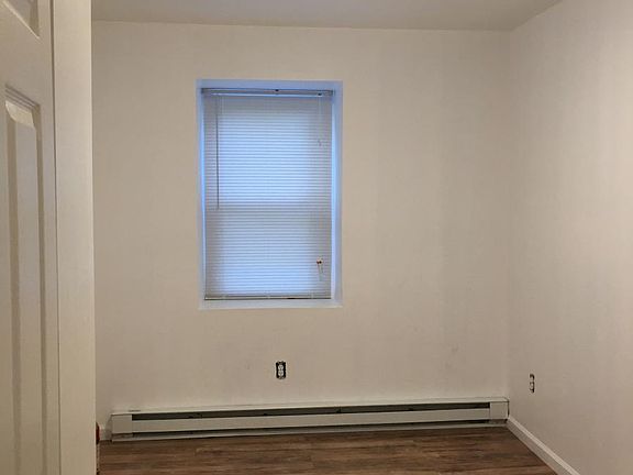 3rd image of 3306 Baring St Floor 1