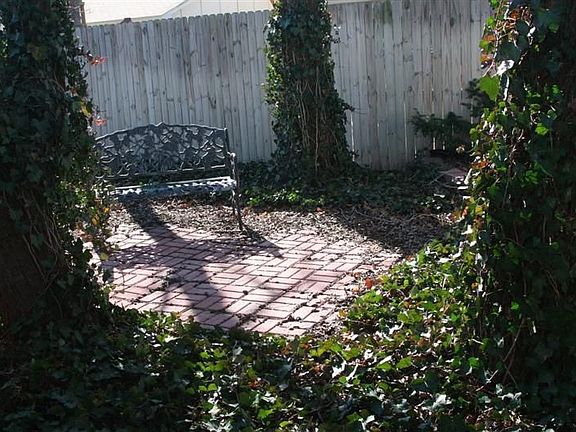 Brick Sitting area
