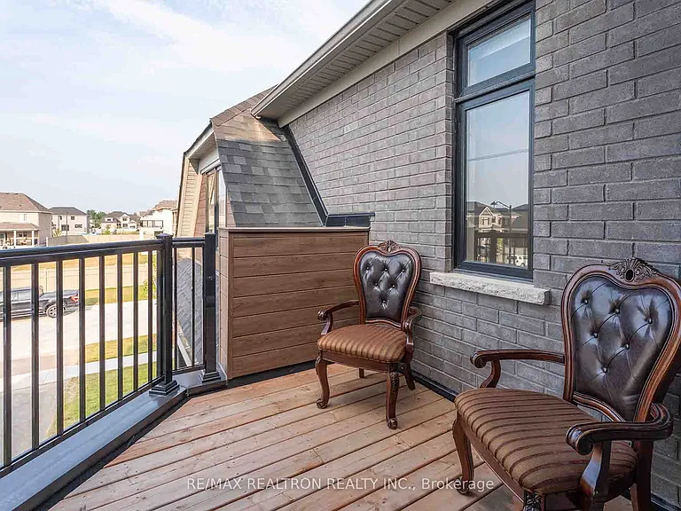 32 Bellflower Cres — Photo 32
