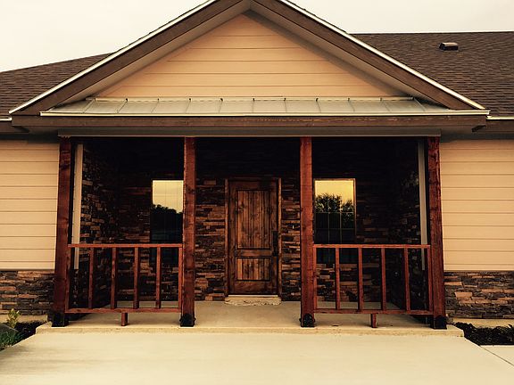 2nd image of 1614 Alcaniz Dr